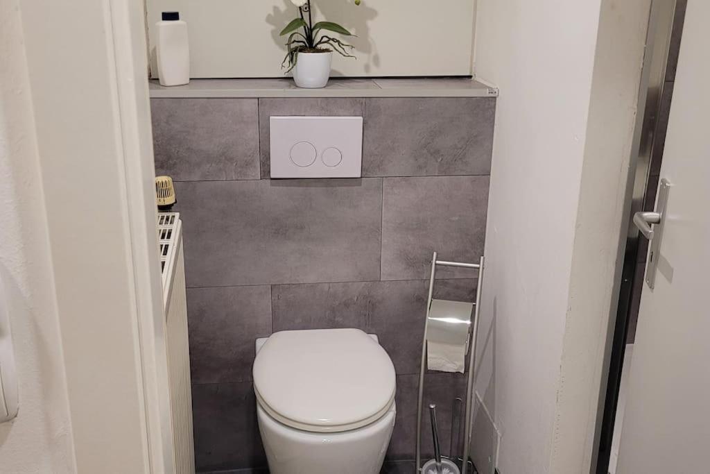 Villa Blanca, W-Lan, Office ليفركوزن المظهر الخارجي الصورة